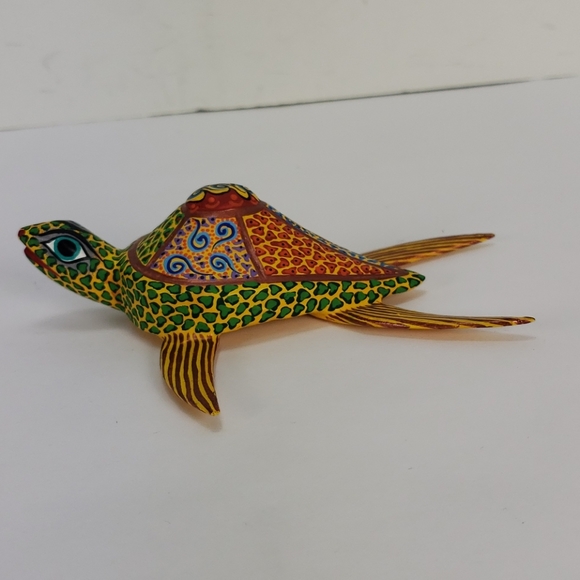 ROCIO HERNANDEZ ARRAZOLA XOXO OAX WOOD SEA TURTLE - Picture 5 of 10